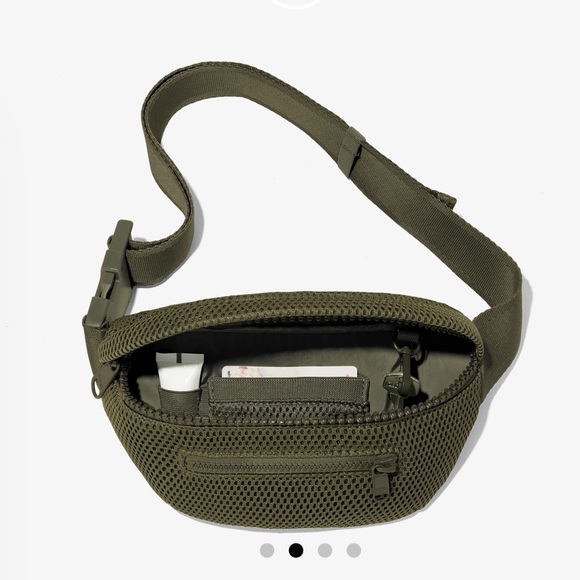 Dagne Dover Fannypack - Picture 7 of 9